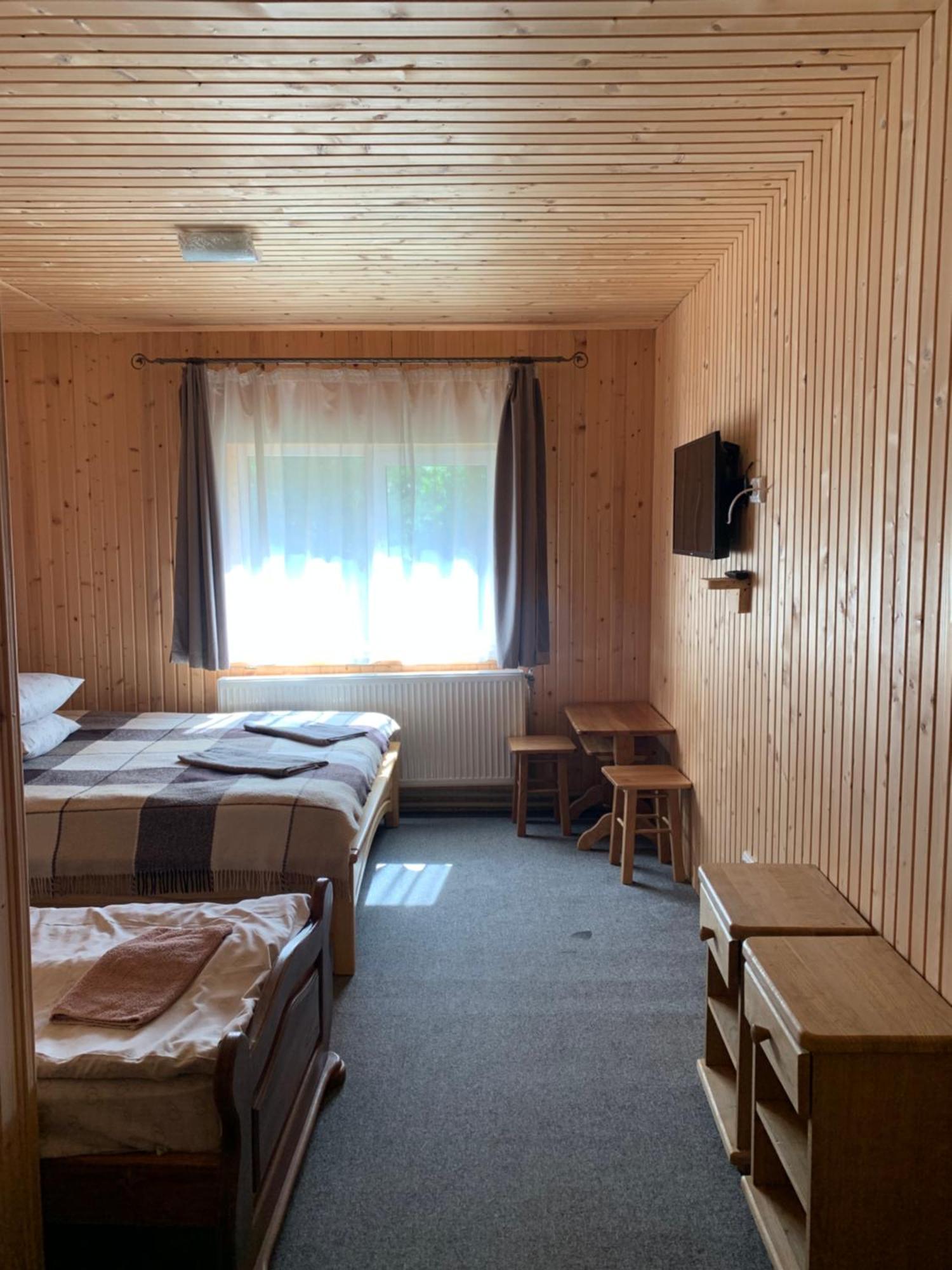 Hotel Novoe Shale Яблоница Экстерьер фото