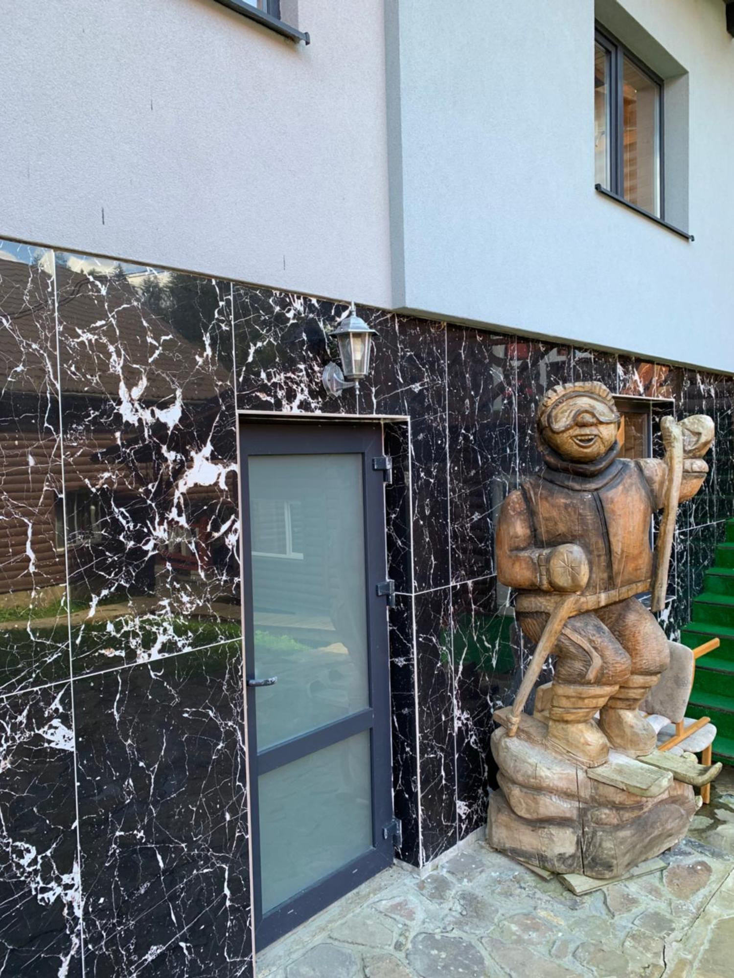 Hotel Novoe Shale Яблоница Экстерьер фото
